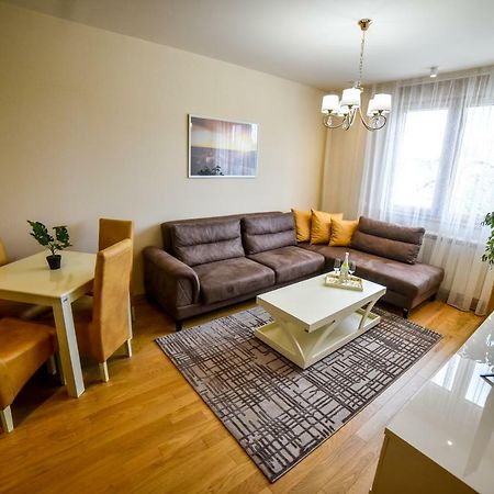 Klub Satelit Zlatibor Bed and Breakfast Εξωτερικό φωτογραφία