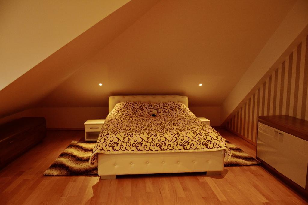Klub Satelit Zlatibor Bed and Breakfast Εξωτερικό φωτογραφία